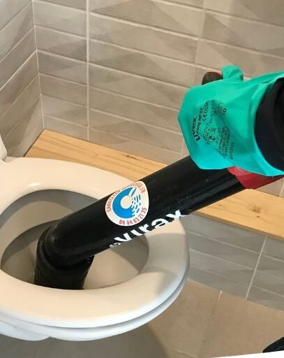 débouchage wc pompe