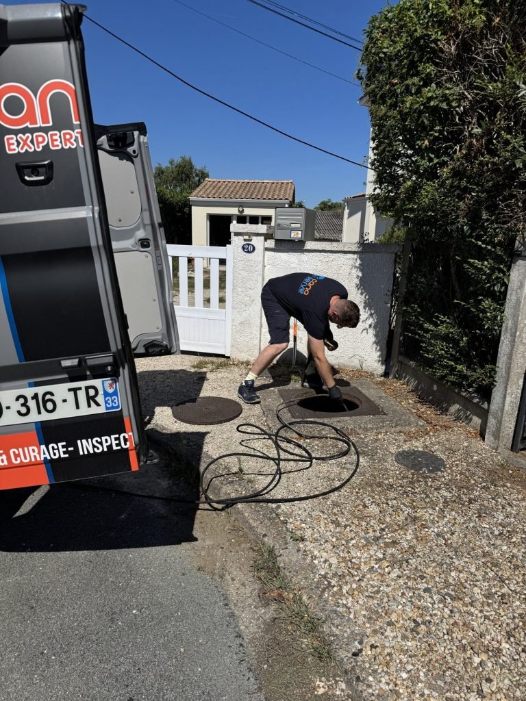 Débouchage canalisation à Salaunes 